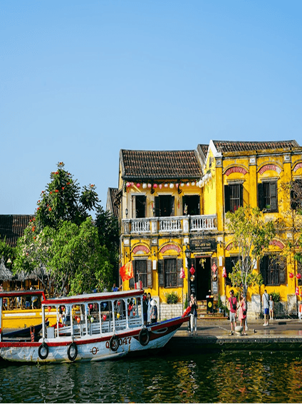 Thăm Phố Cổ Theo Cách Riêng